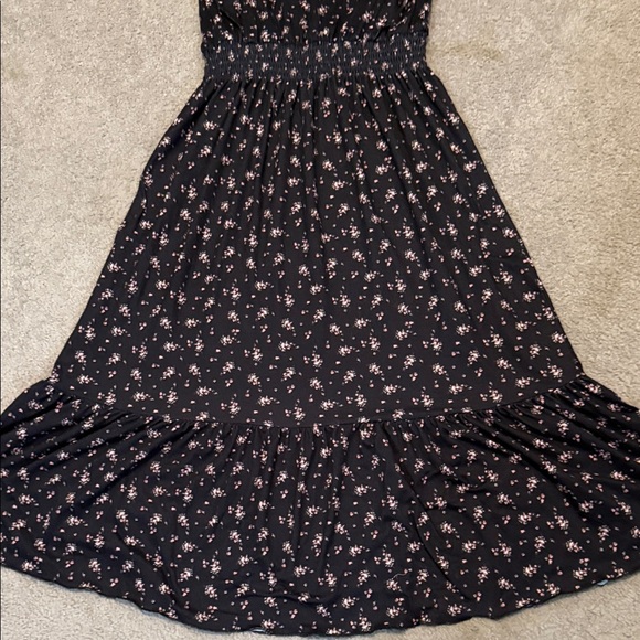 Charming Black Floral Kids Dress from Stitch Fix - Picture 9 of 9